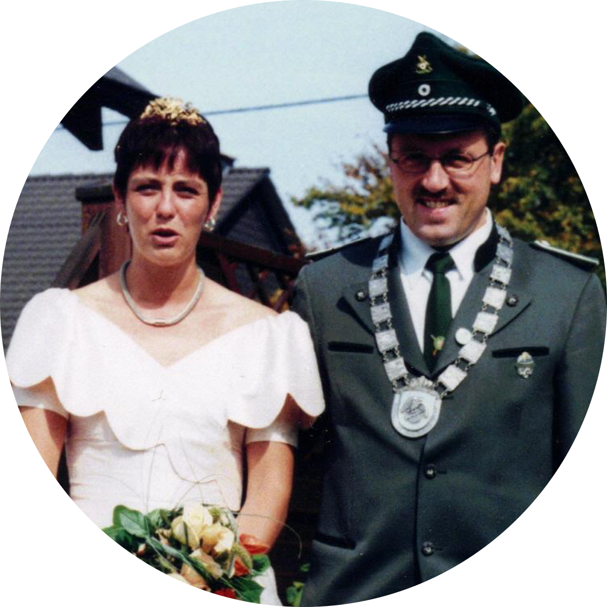 1999 Königspaar Rainer Tomasetti mit Sylvia Tomasetti geb. Engels 1999 Königspaar Rainer Tomasetti mit Sylvia Tomasetti geb. Engels